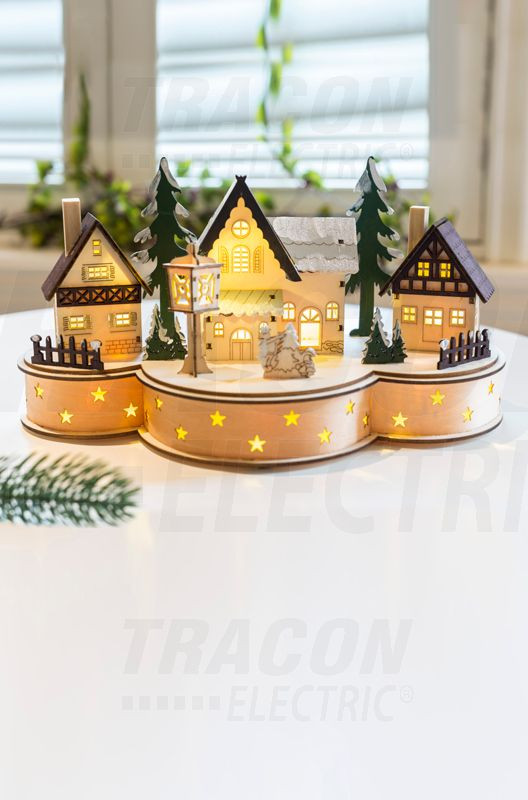 Božična LED vasica, lesena, na baterije Timer 6+18h,7LED, 3000K, 2xAA