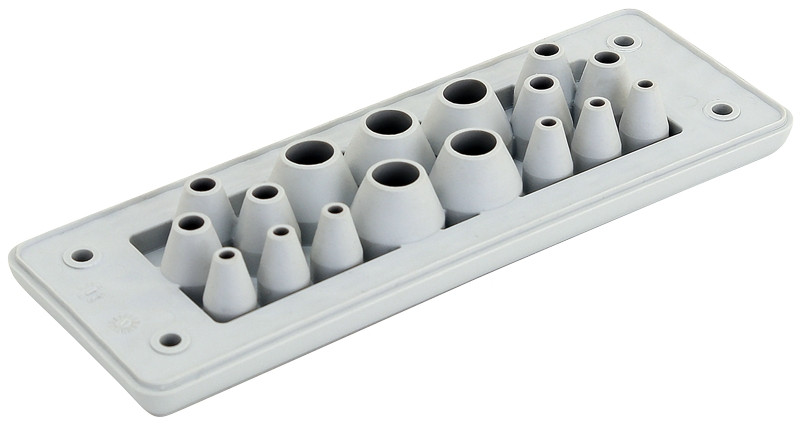 Uvodnica za dovod 17kom. kabla v razdelilno omaro, guma 153×56×19mm, IP65