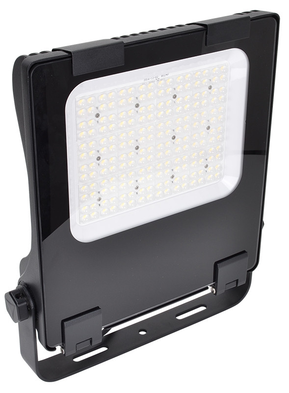 LED reflektor, asimetrični 100-240 VAC, 50/60 Hz, 150 W, 20.250 lm, 4000 K, IP66