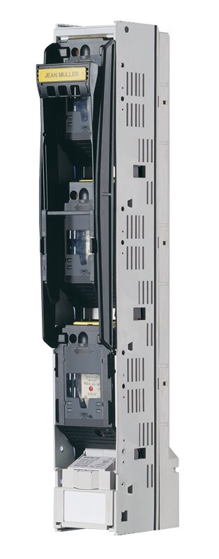 Vertikalni varovalčni preklopni ločilnik, odpiranje hkratno 500/690V AC, 220/400V DC, max.630A, 3P, 3